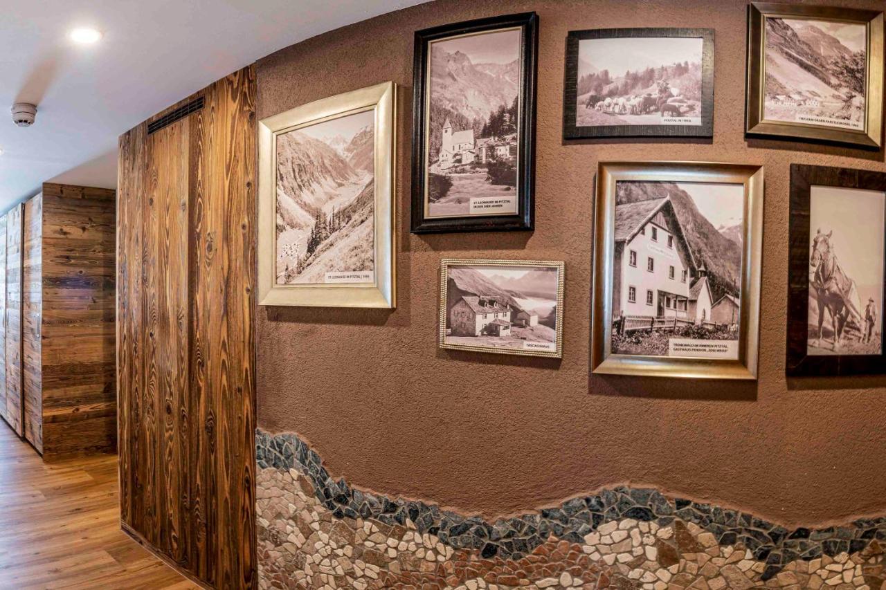 Almhof-Reithof Pitztal Hotell Sankt Leonhard im Pitztal Exteriör bild
