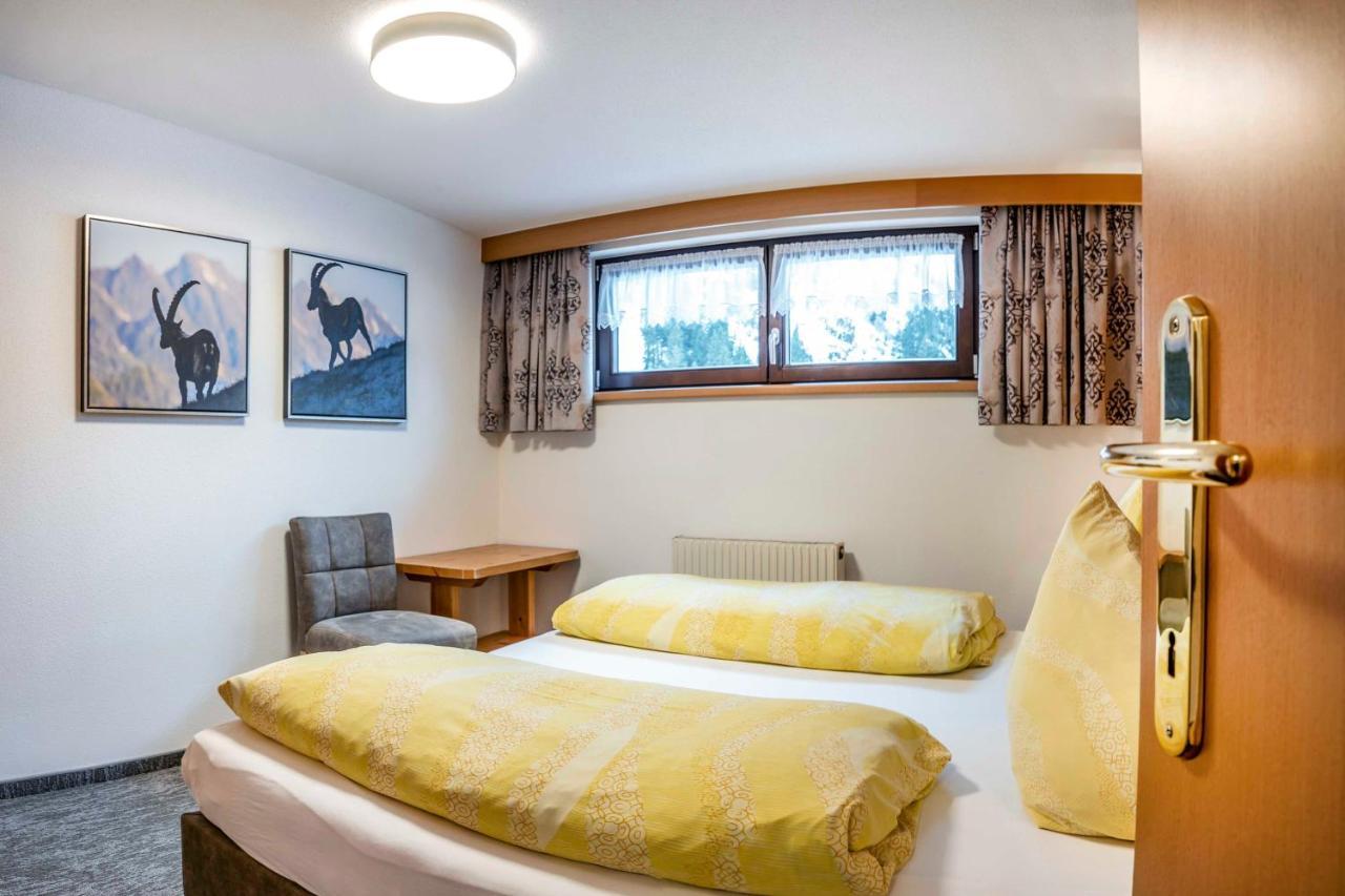 Almhof-Reithof Pitztal Hotell Sankt Leonhard im Pitztal Exteriör bild