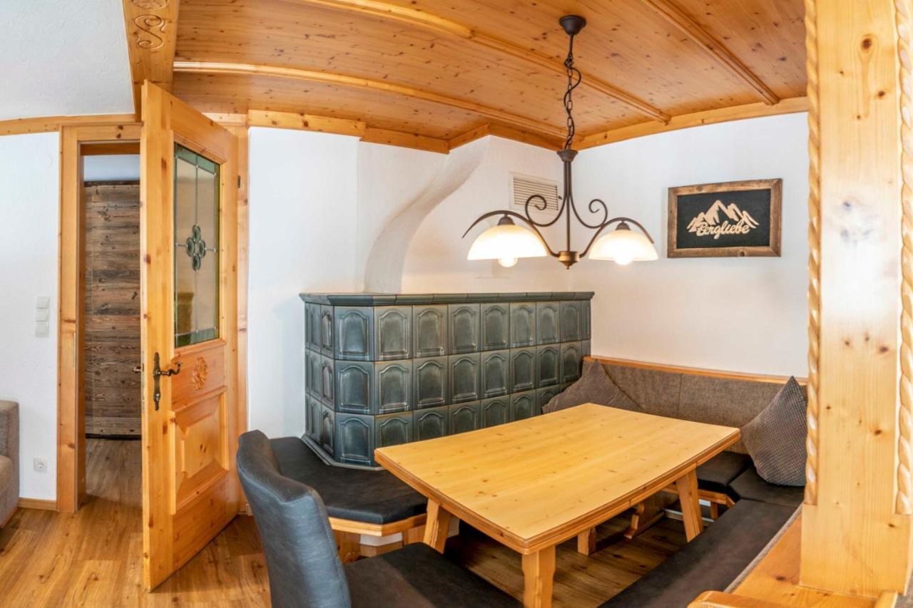 Almhof-Reithof Pitztal Hotell Sankt Leonhard im Pitztal Exteriör bild