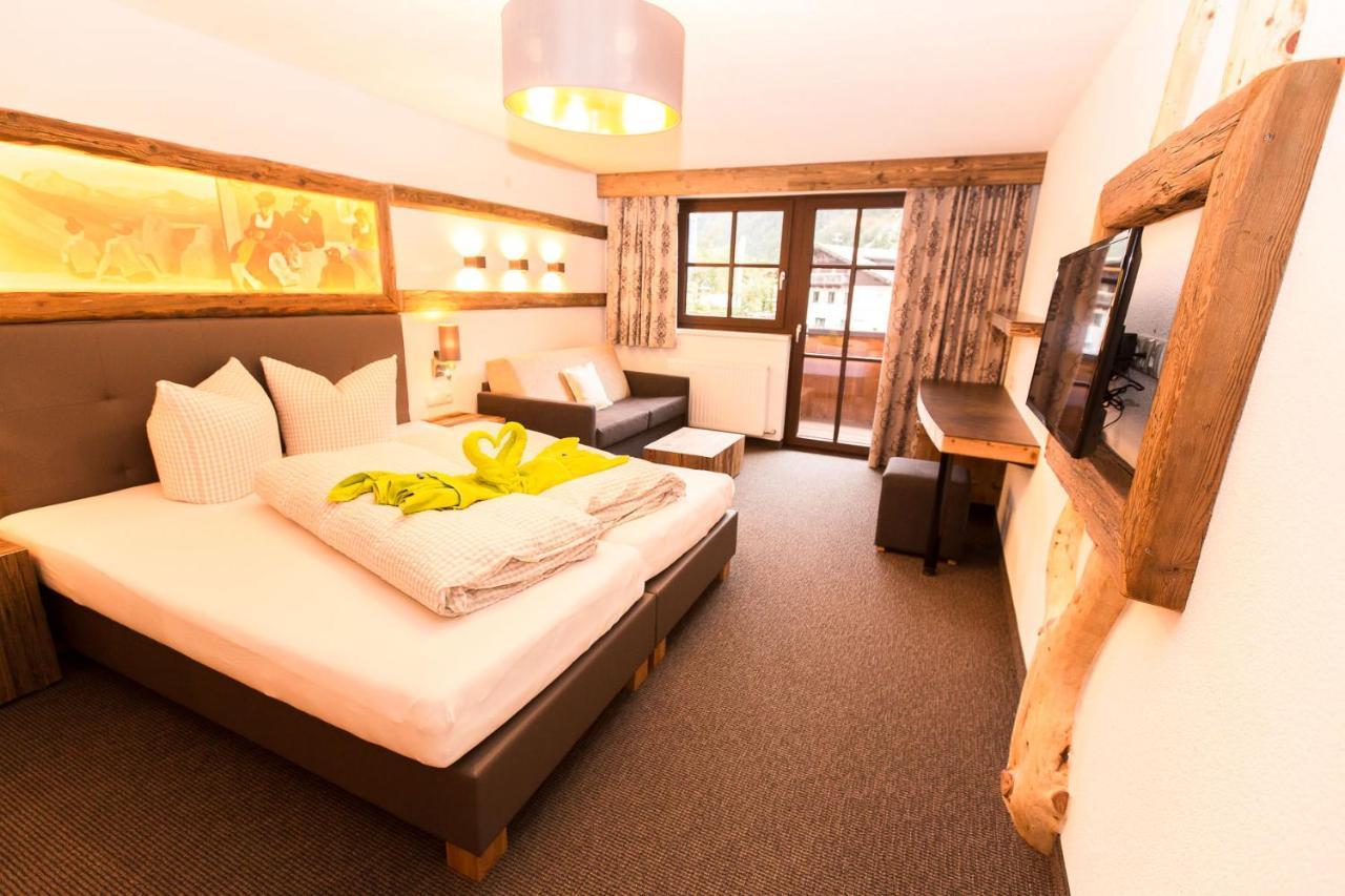 Almhof-Reithof Pitztal Hotell Sankt Leonhard im Pitztal Exteriör bild